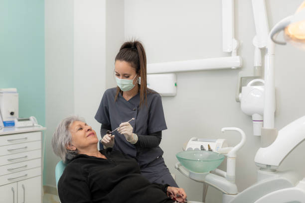 Best Emergency Dental Extractions in Cudahy, WI